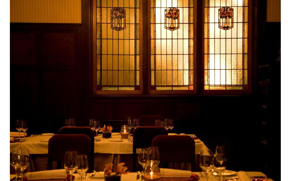 神戸迎賓館 旧西尾邸 レストラン〈ルアン〉ディナー「ムニュ・リュクス」ペアチケット