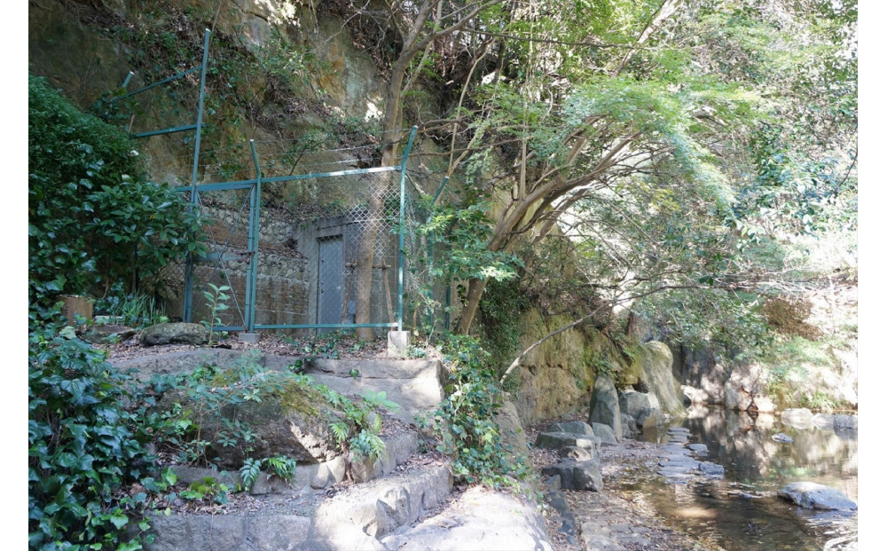 【6ヶ月定期便】神戸ウォーター　PET2L×12本(6本入り2ケース)