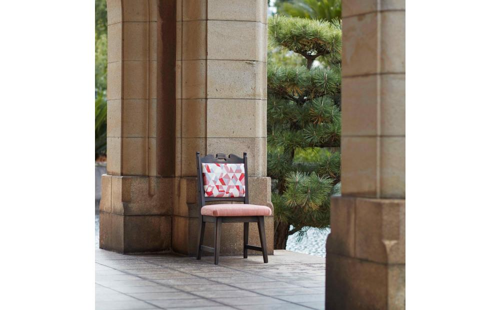 【神戸を代表する】創業150年日本一古い洋家具屋の小椅子ポロチェア【永田良介商店】【Pink tile／High type】