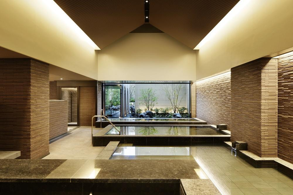 【高島屋選定品】「神戸みなと温泉 蓮」 ご利用券 10万円分 (10,000円券×10枚)