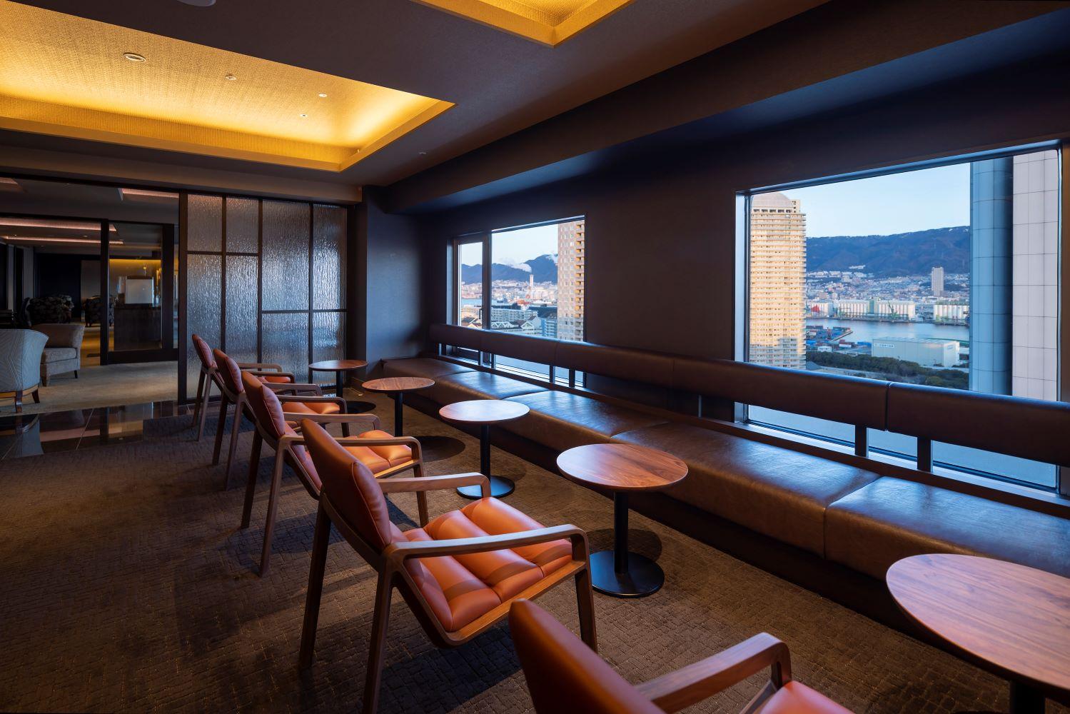 【神戸ベイシェラトンホテル＆タワーズ】平休日1泊朝食付 ペア宿泊券《クラブフロア》