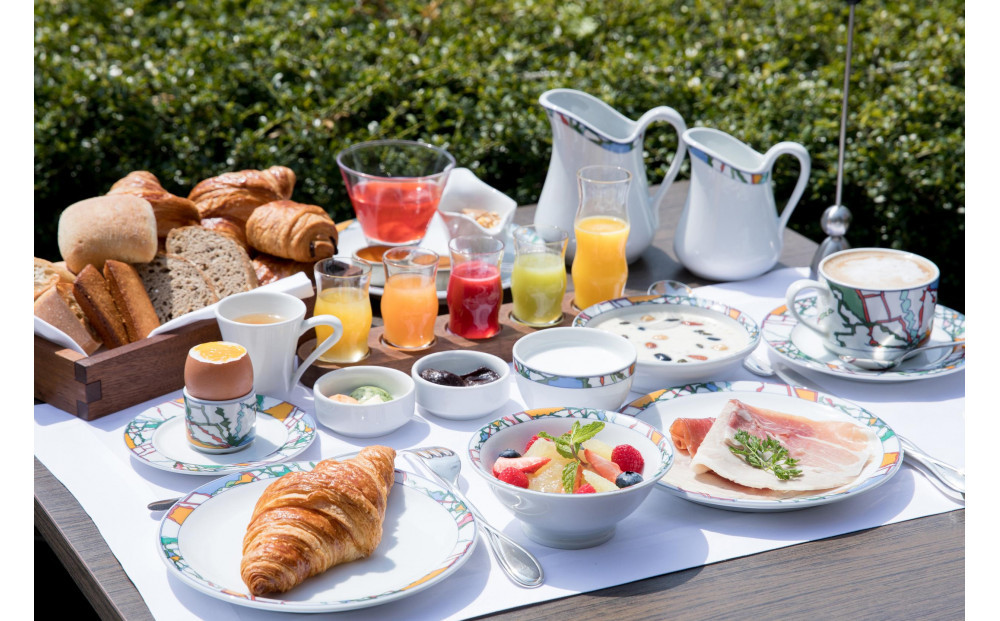 【神戸北野ホテル】平休日1泊朝食付 ペア宿泊券《スタンダードツイン》