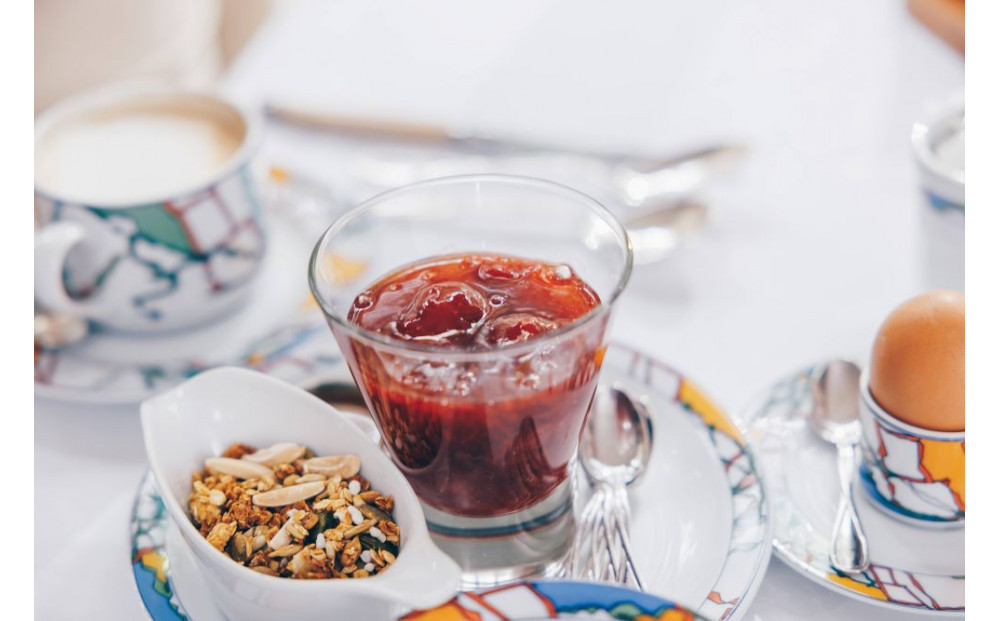 【ダイニング　イグレック（神戸北野ホテル）】ペア食事券《神戸北野ホテル世界一の朝食》