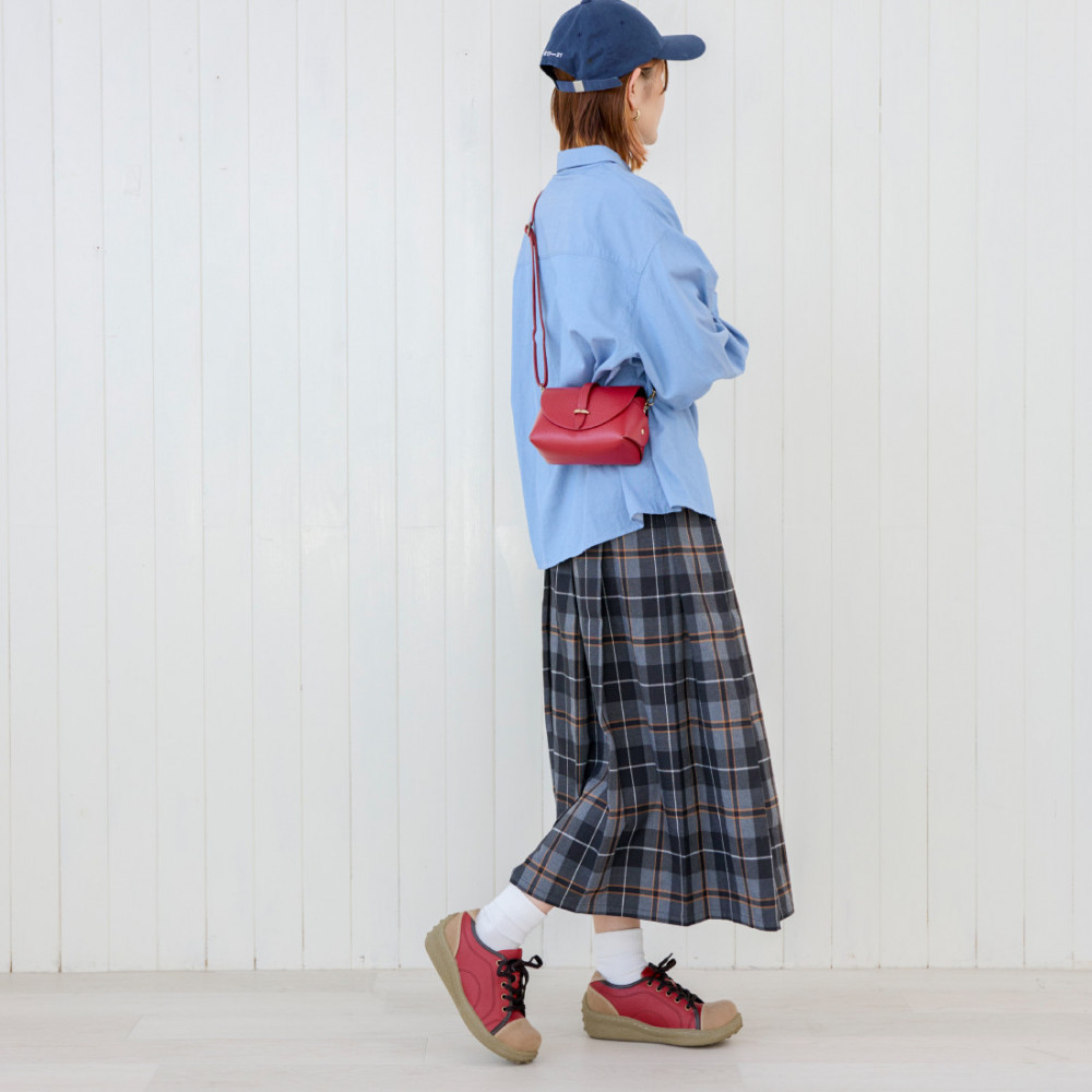 ポルカ｜レッド  XL【39】(25.0cm) レディース スニーカー 幅広 甲高 外反母趾 ゆったり 3E 大人気 厚底 靴