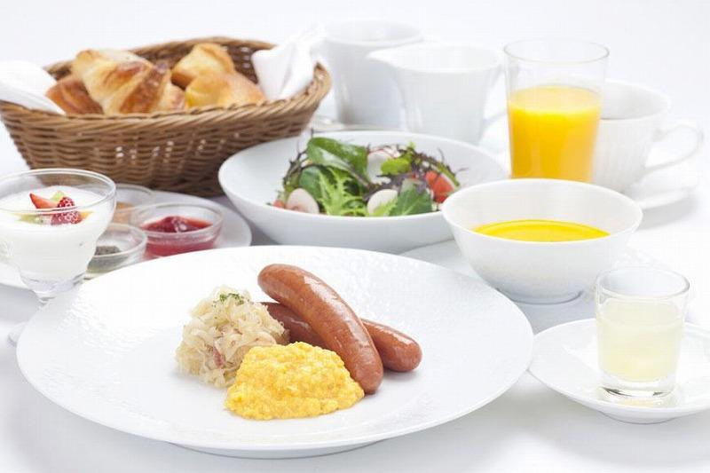 【高島屋選定品】「ホテル ラ・スイート神戸ハーバーランド」ご宿泊ペアVIPご招待券（朝食付）