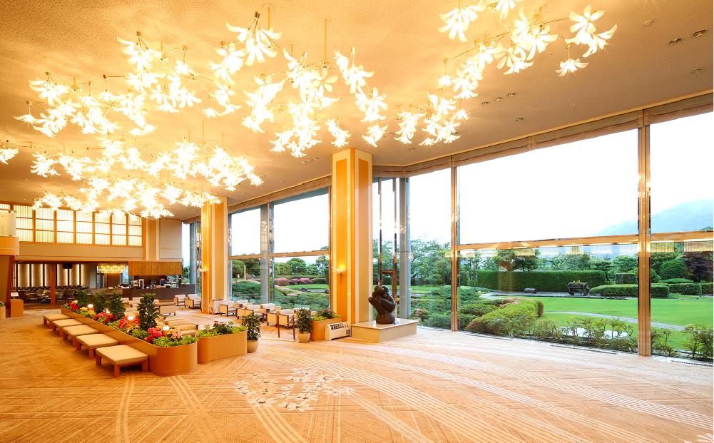 有馬温泉「有馬グランドホテル」「中の坊瑞苑」　中の坊ギフトクーポン（21000円相当）│ ありま 旅行券 トラベル 旅行チケット 温泉宿 観光 宿泊 体験 旅館 兵庫県 記念日