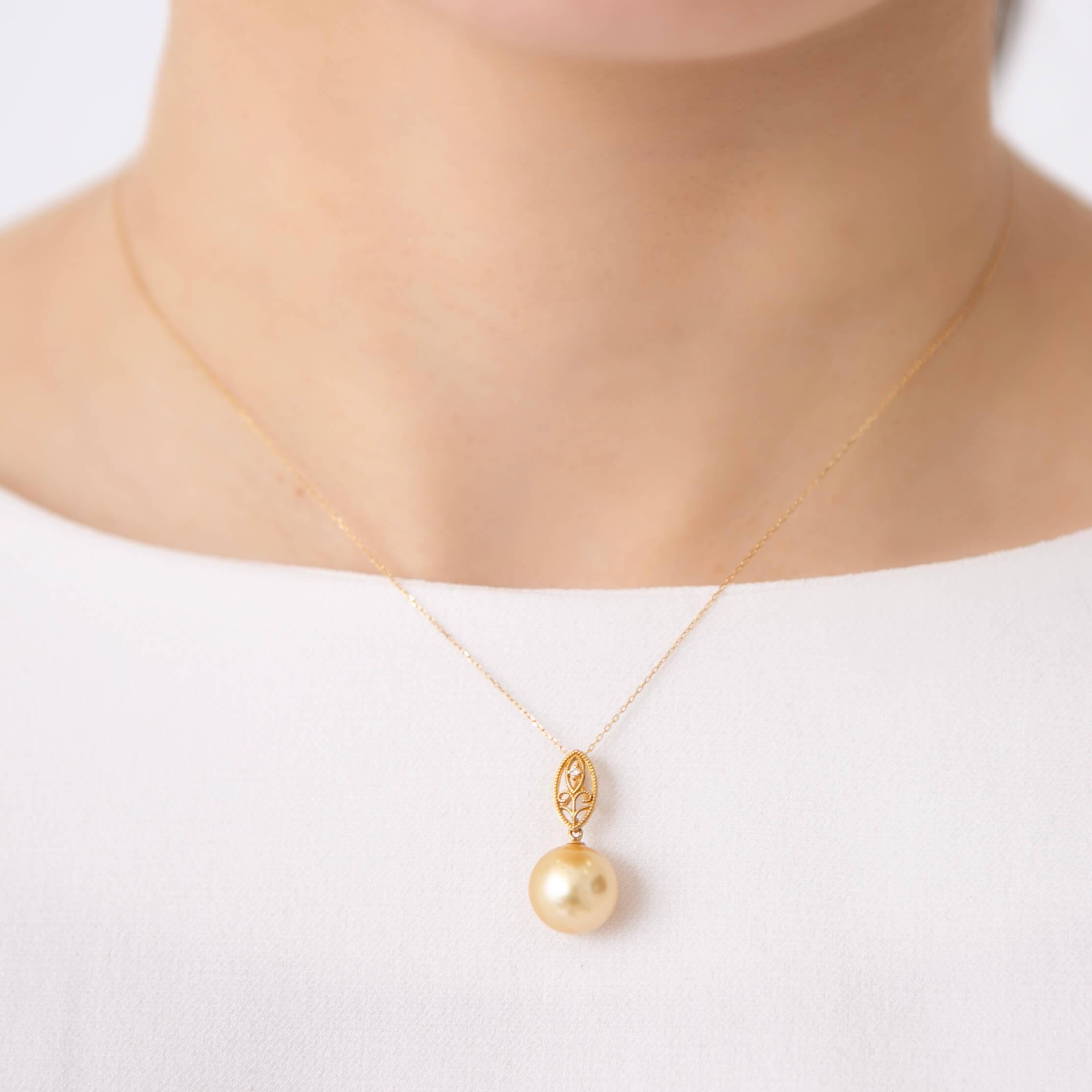 【澪標】ゴールデンパール（南洋 白蝶真珠） 10mm セミラウンド ダイヤモンド K18 イエローゴールド ペンダントトップ