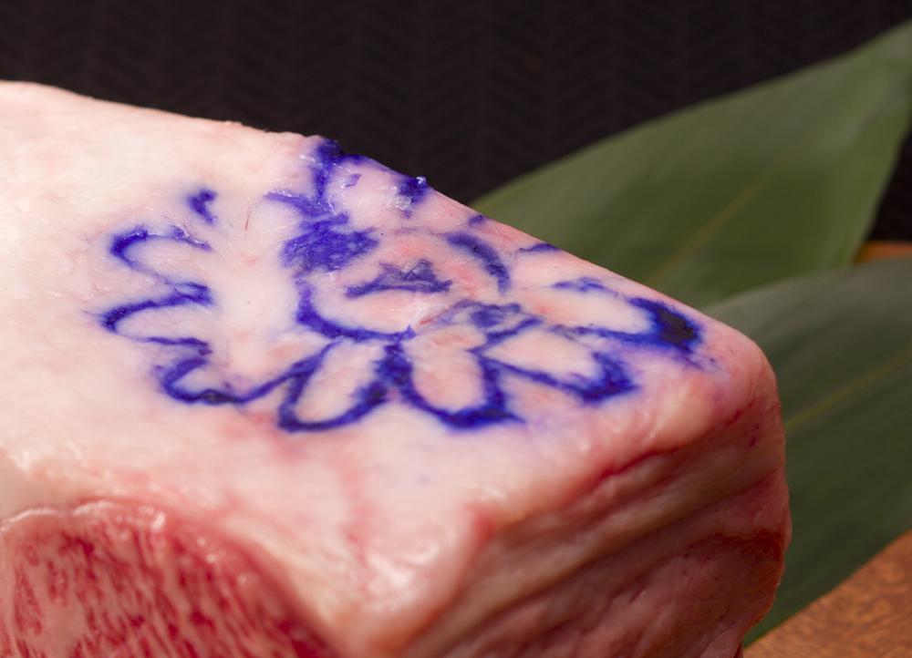 【神戸牛】カレー・シチュー・煮込み用角切り肉　400ｇ