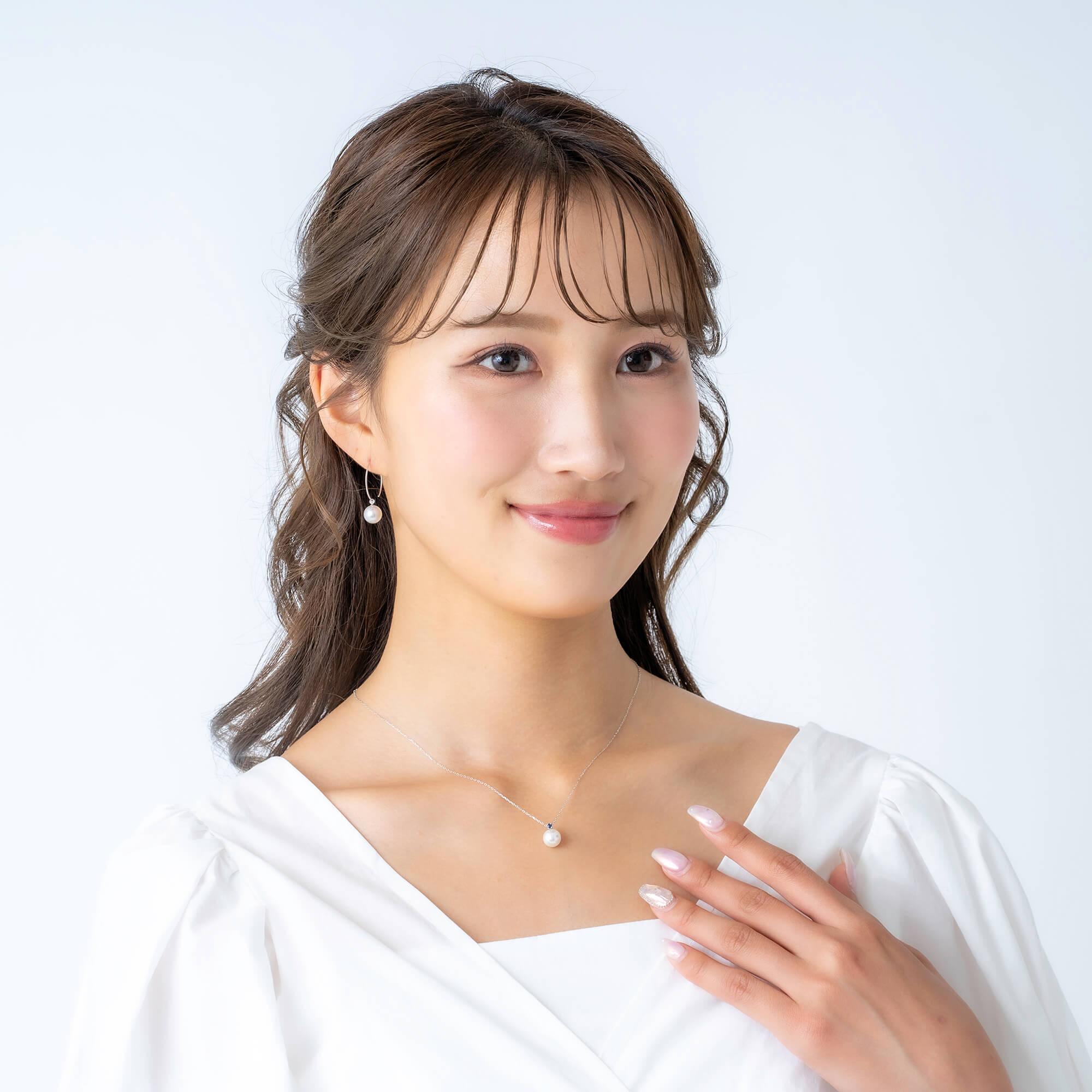 9月 誕生石 サファイア 無調色 アコヤ真珠（日本） 8.0mm ラウンド Pt900 プラチナ ペンダント ネックレス（チェーン付き）