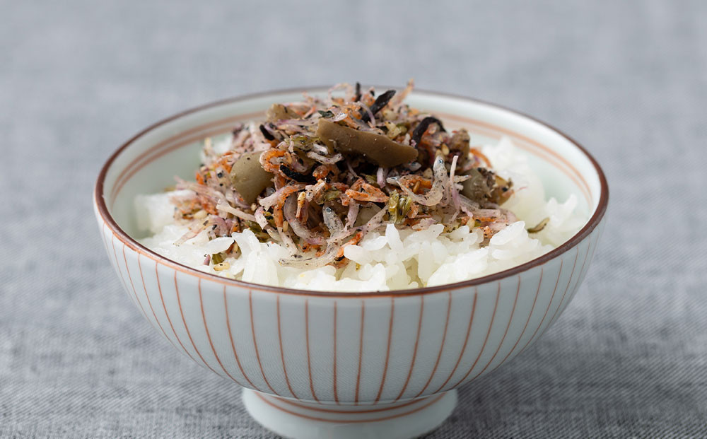 【ふるさと納税】ふりかけ 無添加 アミノ酸 不使用 生ふりかけ 5種 食べ比べセット  ( 合計 5袋 )  いか昆布  梅ちりめん さばひじき おかかひじき のり塩わかめ  澤田食品