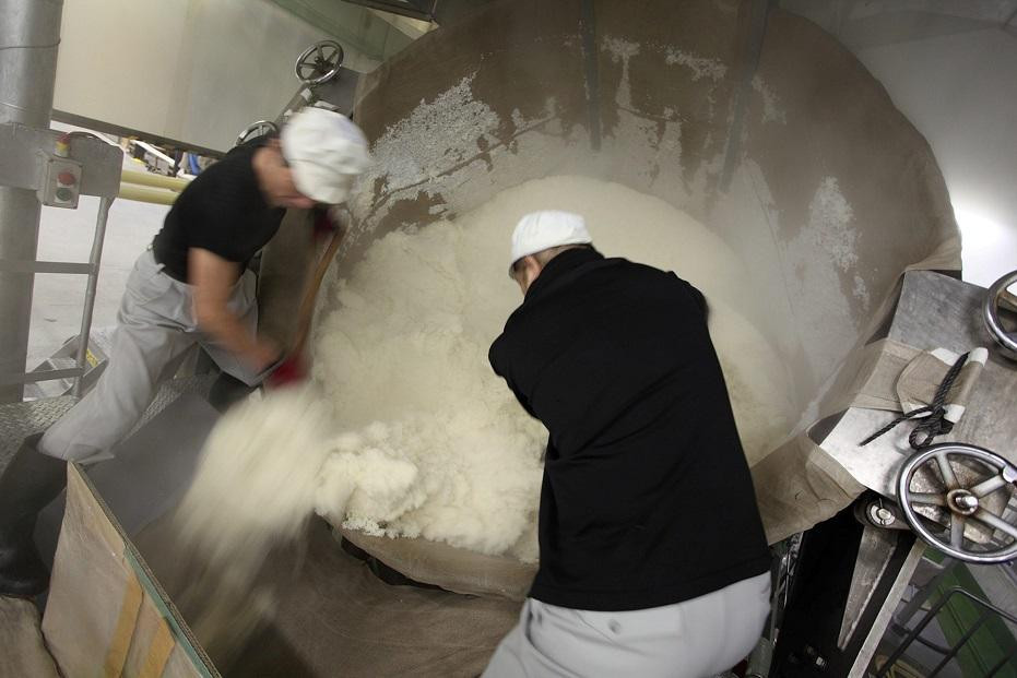 瑞祥 黒松剣菱　720ml瓶　※化粧箱付き