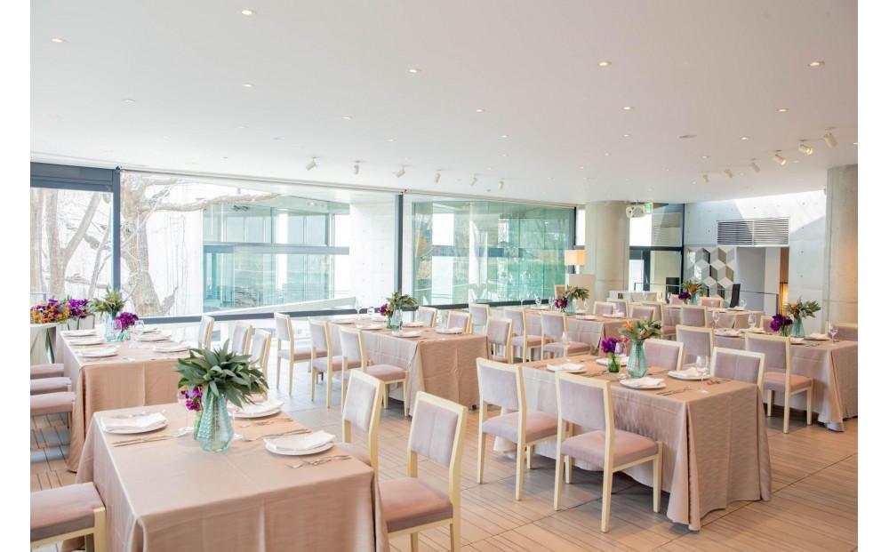 ザ・ヒルサイド神戸【館内ガイドツアー付】レストラン ランチフルコース チケット（1名様）