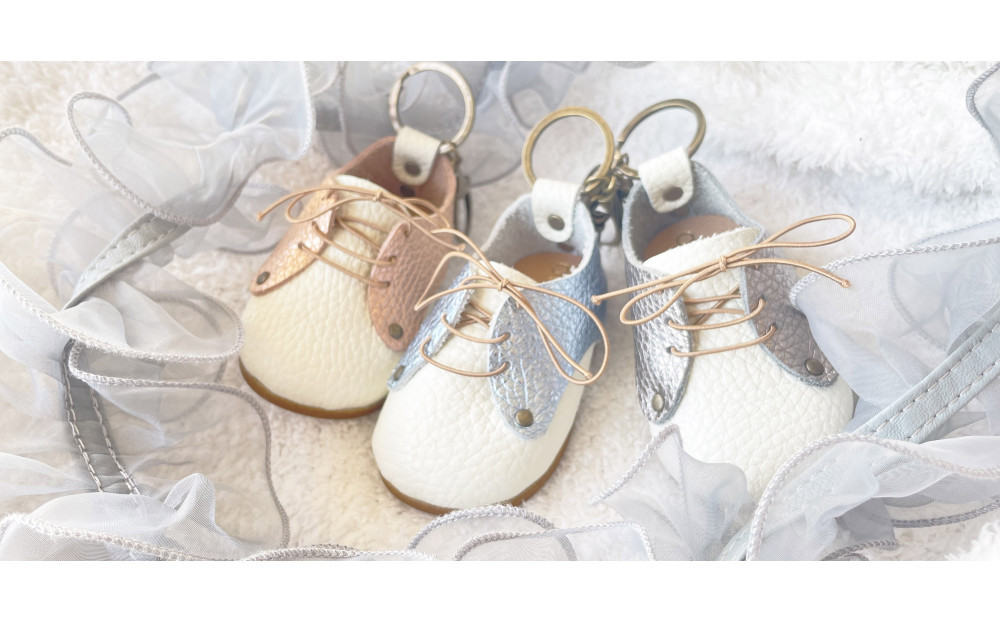 神戸の靴作り体験（新生児用ファーストシューズキーホルダー）　＊1足プラン/2名