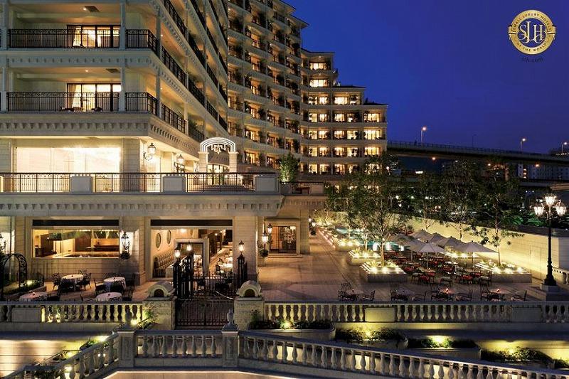 「ホテル ラ・スイート神戸ハーバーランド」ご宿泊ペアVIPご招待券（朝食付） 旅行券 宿泊券 兵庫 関西 国内 トラベル 予約 食事 ギフト プレゼント 贈答 チケット おしゃれ 1泊朝食付 人気 おすすめ