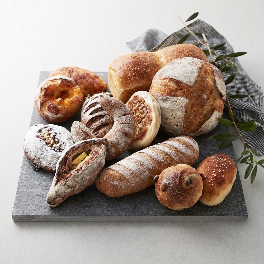 パンのバカンス　ファミリー朝食パン詰合せセット（4名様3日分）│  国産 パン 小麦 朝食 詰合せ 詰め合わせ パンセット ベーカリー セット