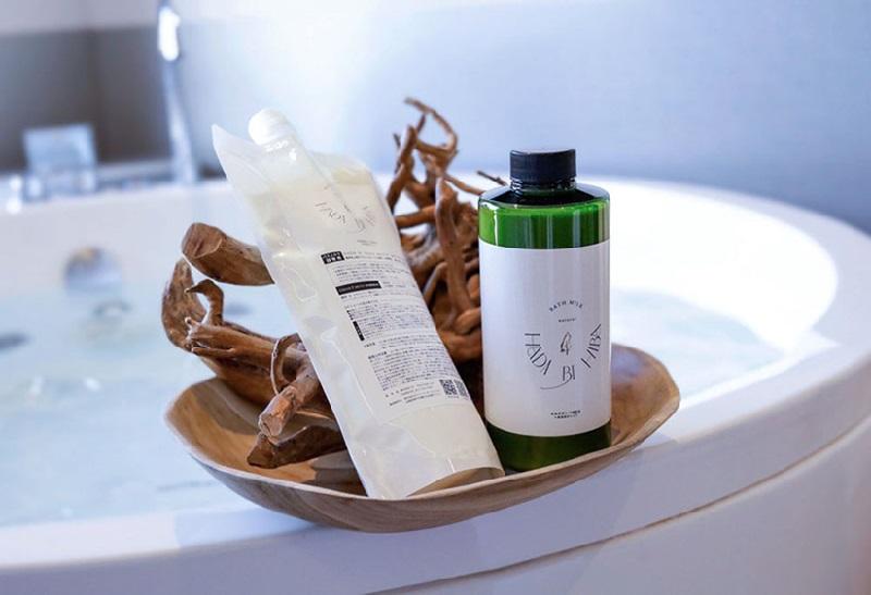 青森ヒバの入浴剤　ボトル・詰め替え セット