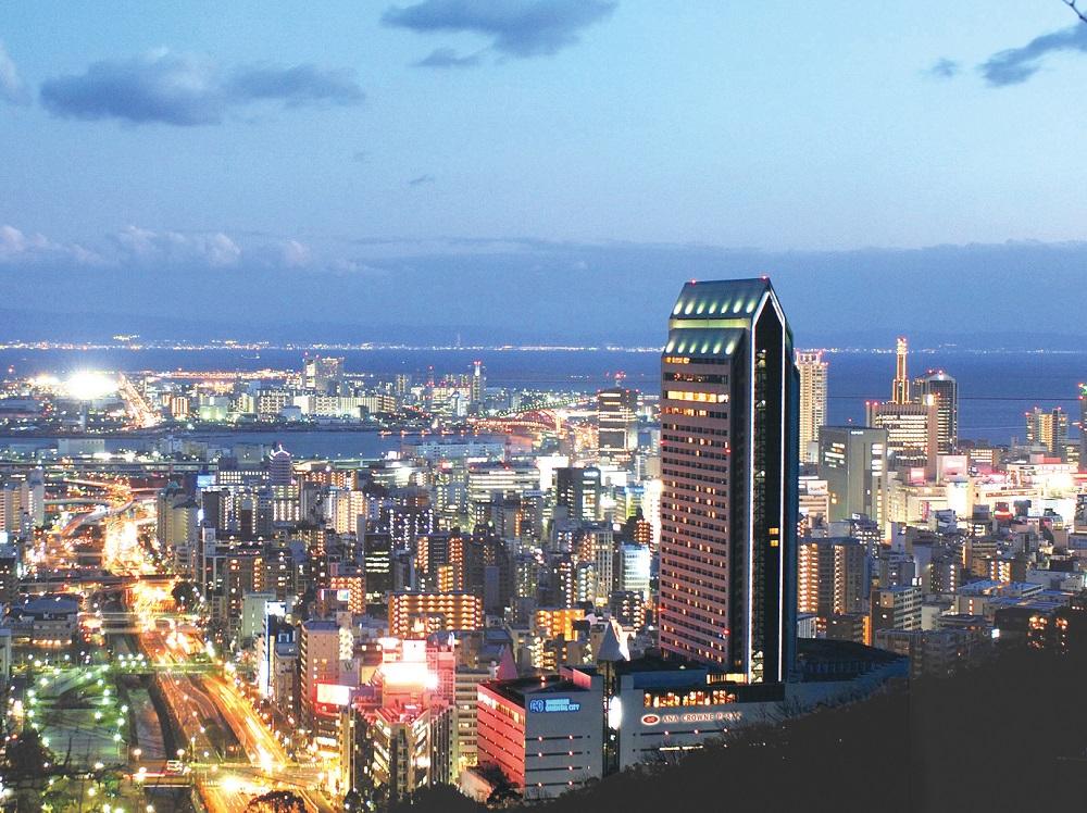 【ＡＮＡクラウンプラザホテル神戸】平休日1泊朝食付 ペア宿泊券《スーペリアツイン》