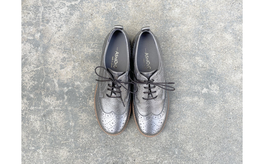 軽量メダリオンシューズ　【ガンメタリック / サイズ　22.5センチ】