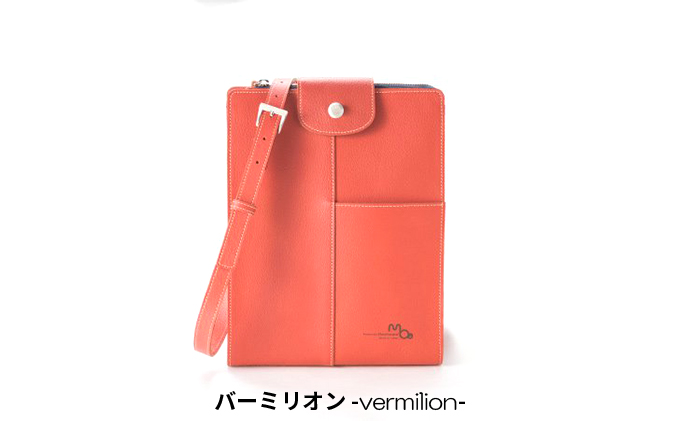 vermilion トップ レザー ショルダーバッグ