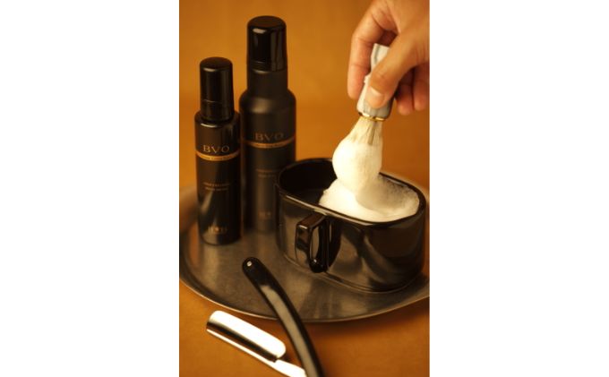 【極み泡】【極み乳液水】で肌が変わる　ビヴォマイクロシェービング190g＆ローション120g BVO 石鹸 シェービングソープ 髭剃り ヒゲそり プロ用 理容室 プロ用美容室専門店 ギフト用