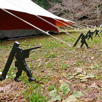 【HIBANAS】端材を熟練の職人がよみがえらせたアウトドア用ペグ・アサルトマン