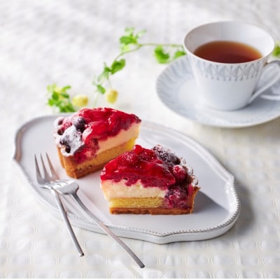 アンリ・シャルパンティエ監修　ベリーベリータルト 1ホール(12cm・2~3名様)【配送不可地域：離島】