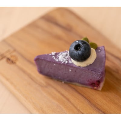 【 準グランプリ受賞 】 ベリーベリーのRawケーキ【配送不可地域：離島】