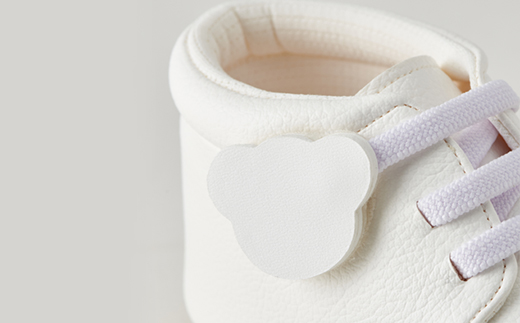 【幸せを呼ぶファーストシューズ】くまさんのおさんぽ(ホワイト)