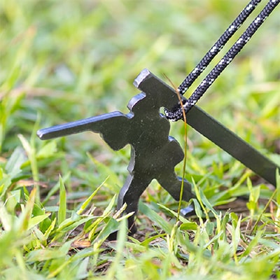 【HIBANAS】端材を熟練の職人がよみがえらせたアウトドア用ペグ　アサルトマン・3本セット