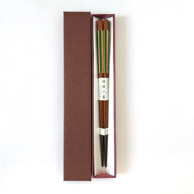 漆塗箸　摺八角金短冊　緑