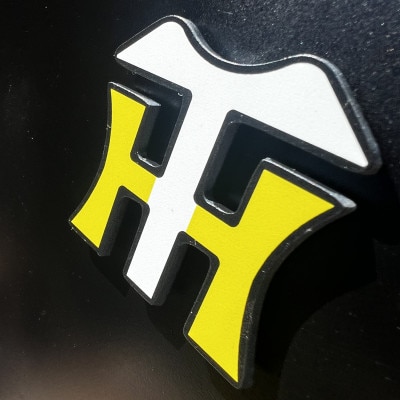 【HIBANAS】阪神タイガース承認　かわいい虎の磁石「TORAzy」 黄色【配送不可地域：沖縄県】