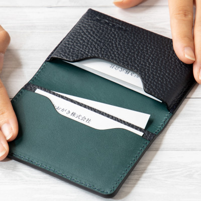 革製品のHEDGE たつの市産牛革の名刺入れ(ネイビー) 立体ポケット構造 シュリンク型押し