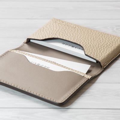 本革名刺入れ 兵庫県たつの市産シュリンク型押し牛革を使用 HEDGE