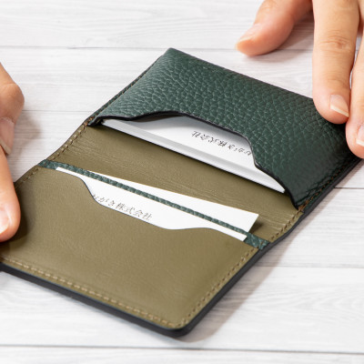 革製品専門店のHEDGE 奥深いグリーンのの名刺入れ [たつの市産シュリンク型押し牛革]
