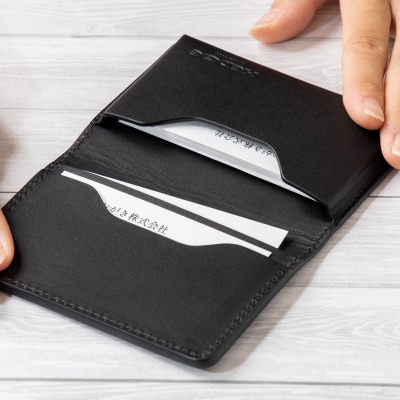 国産本革の名刺入れ ビジネスシーンにバッチリ決まる黒一色仕立て!たつの市産オイルレザー