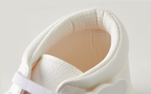 【幸せを呼ぶファーストシューズ】くまさんのおさんぽ(ホワイト)