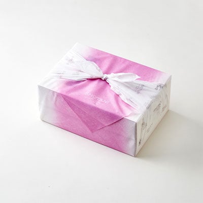 ケーキハウスショウタニの庄谷の和の心　二段(白)