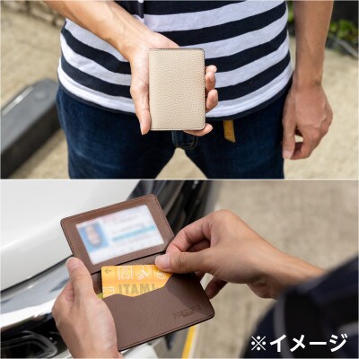 個性的でスタイリッシュ、耐久性も兼ね備えたクロコダイル模様の免許証入れ[国産型押し牛革(グレイ)]