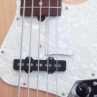 【ベース用カスタムパーツ】Finger Step / Sサイズ / ホワイトパール4P　【Sago】