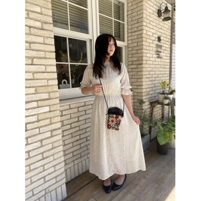 ゴブラン織りの外ポケット付き、とにかくかる～い携帯ポシェット【配送不可地域：沖縄県】