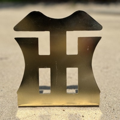 【HIBANAS】阪神タイガース承認 TORAphy(トラフィー)GOLD　Sサイズ