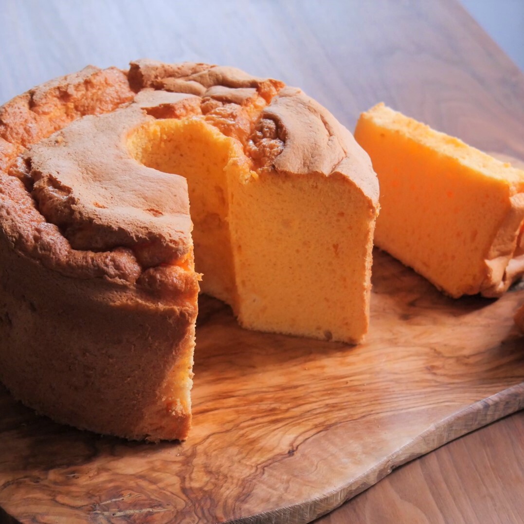 人気の しっとり ふわふわ ビオ・シフォンケーキ ホール  [プレーン]【ひみつのひとさじ】お菓子 焼菓子 洋菓子 スイーツ シフォン ケーキ チョコレート 詰合せ オーガニック 低糖質 贈り物 ギフト ティータイム コーヒーブレイク[010-a009]