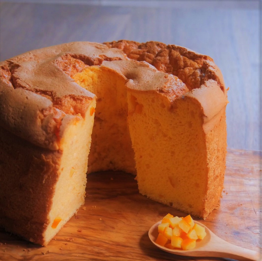 人気の しっとり ふわふわ ビオ・シフォンケーキ ホール  [オレンジ]【ひみつのひとさじ】お菓子 焼菓子 洋菓子 スイーツ シフォン ケーキ チョコレート 詰合せ オーガニック 低糖質 贈り物 ギフト ティータイム コーヒーブレイク[010-a011]
