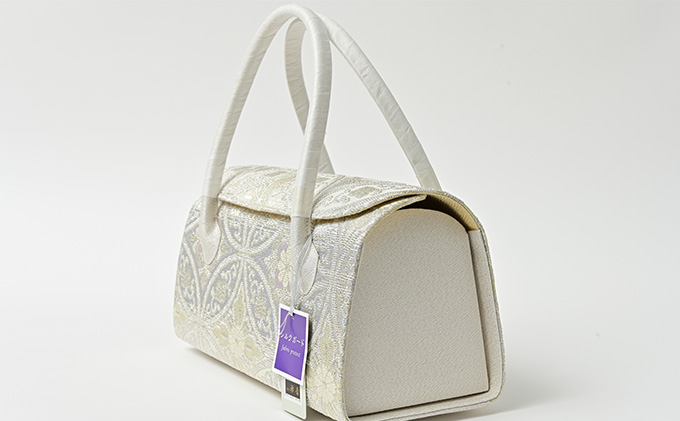 和装バッグ　七宝つなぎ　かぶせ　ボタン付き　お着物に　振袖に　お茶席に 正絹