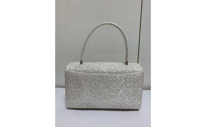 利休バッグ　蜀江柄　和装バッグ　西陣織　帯地を使用 ファッション小物 和服 着物 卒業式 入学式 誕生日会 周年記念 式典 正絹100％ シルクガード加工 シンプル 訪問着 振り袖 篠原縫製