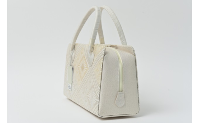 和装バッグ　グレーとシルバー　菱柄