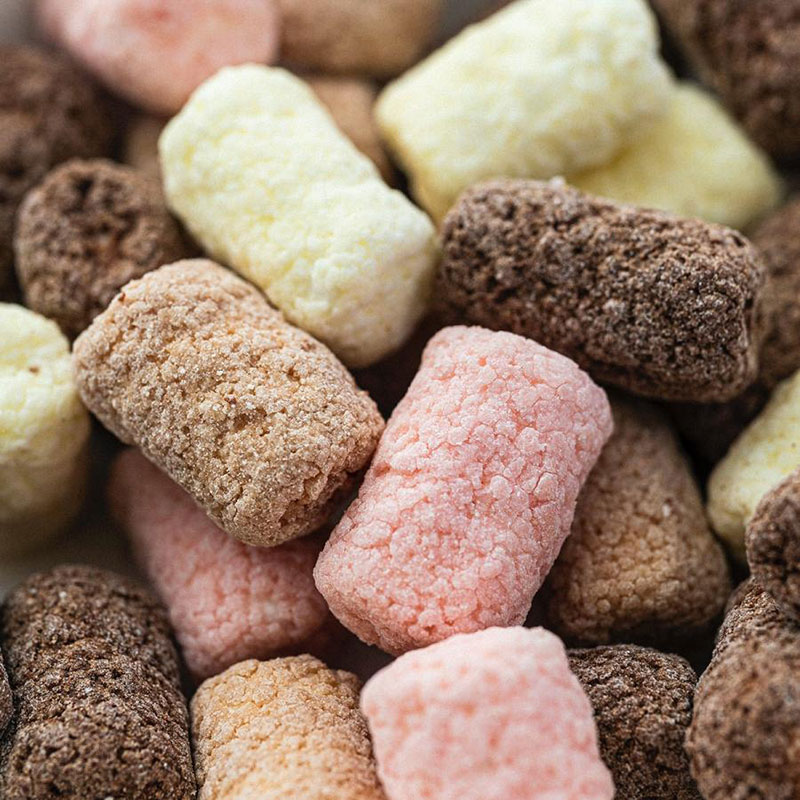 ミックスマシュマロチョコ 1000g 200gx5袋 4月～10月発送 チョコレート チョコ スイーツ お菓子 おかし 詰め合わせ セット 食べ比べ ミルク ホワイト 苺 ロイヤルミルクティー ギフト プレゼント 兵庫県 伊丹市