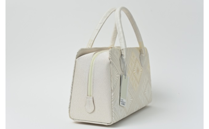 和装バッグ　グレーとシルバー　菱柄