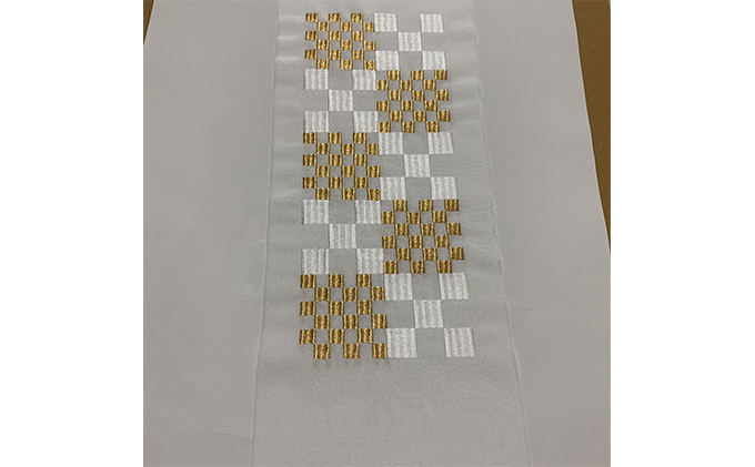 半衿　市松柄　ゴールド　刺繍
