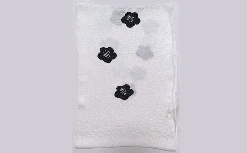 帯揚げ　輪出し　白地にブラック　和装 民芸品 工芸品 伝統技術 帯揚げ